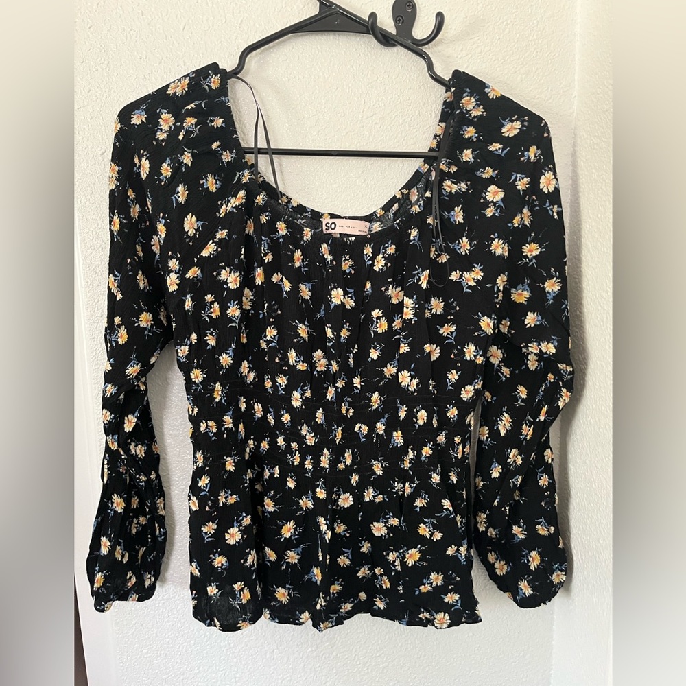 Black floral top
